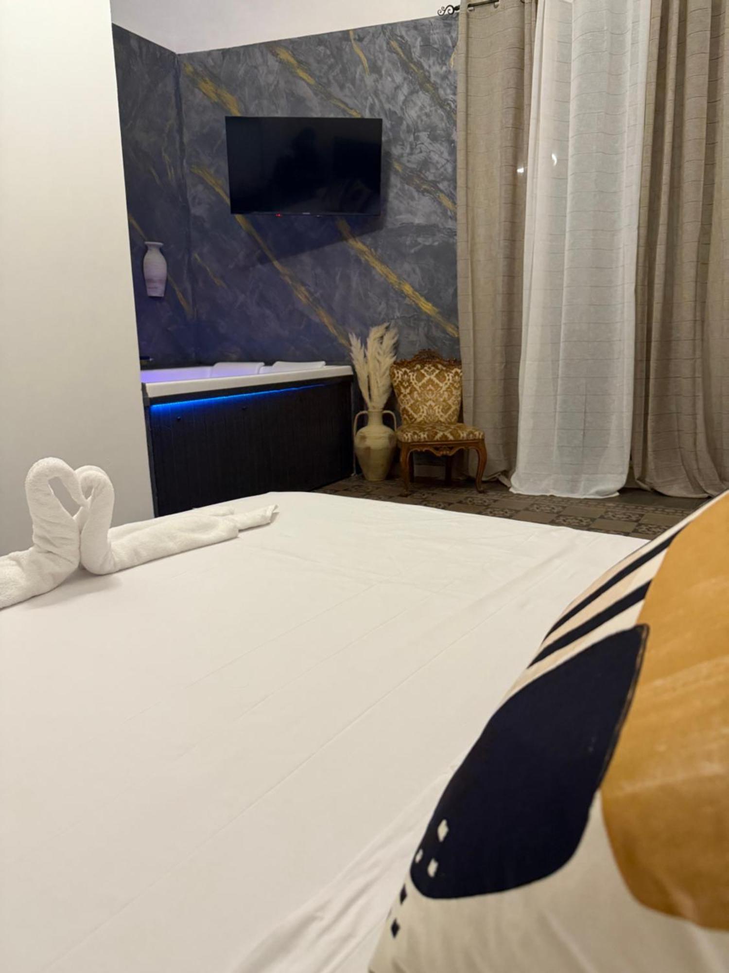 Antica Sicilia And Breakfast Bed & Breakfast Aeroporto di Catania Fontana Rossa